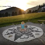 Kraftplatz Am Dachstein - Herold - Für Ruhesuchende Und Sportlich Aktive