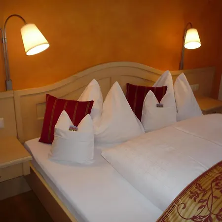 Bed & Breakfast Kraftplatz Am Dachstein - Herold - Fuer Ruhesuchende Und Sportlich Aktive 3*