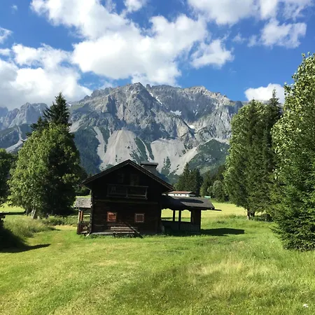 Couette-café Kraftplatz Am Dachstein - Herold - Fuer Ruhesuchende Und Sportlich Aktive