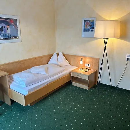 Frühstückspension Kraftplatz Am Dachstein - Herold - Fuer Ruhesuchende Und Sportlich Aktive 3*