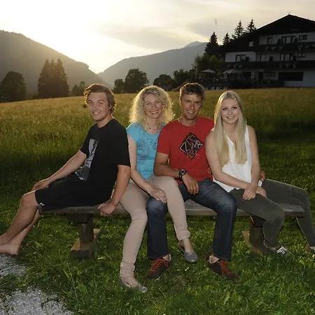 Couette-café Kraftplatz Am Dachstein - Herold - Fuer Ruhesuchende Und Sportlich Aktive Ramsau am Dachstein