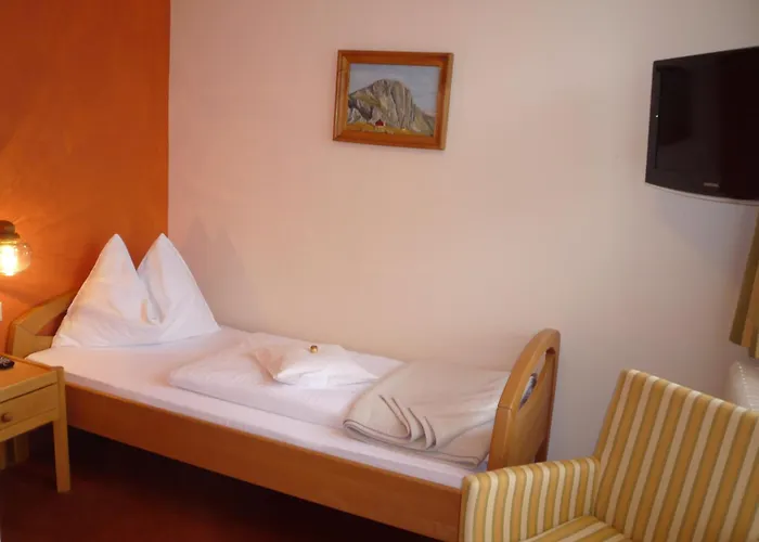 Kraftplatz Am Dachstein - Herold - Für Ruhesuchende Und Sportlich Aktive Frühstückspension 3*